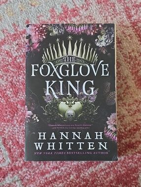The Foxglove King by Hannah Whitten — Dark Floral Paperback